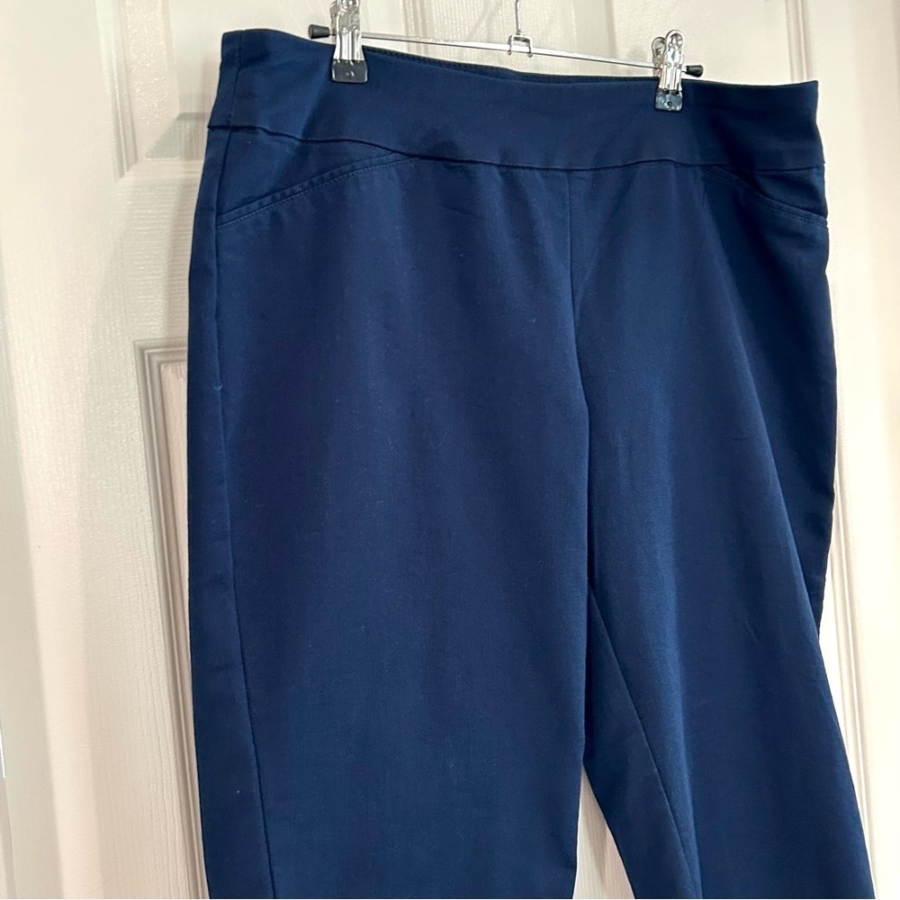 Croft & Barrow Women Capri Cropped Pants Sz 14 Stretch Navy Blue Mid Rise NWOT - Picture 5 of 13
